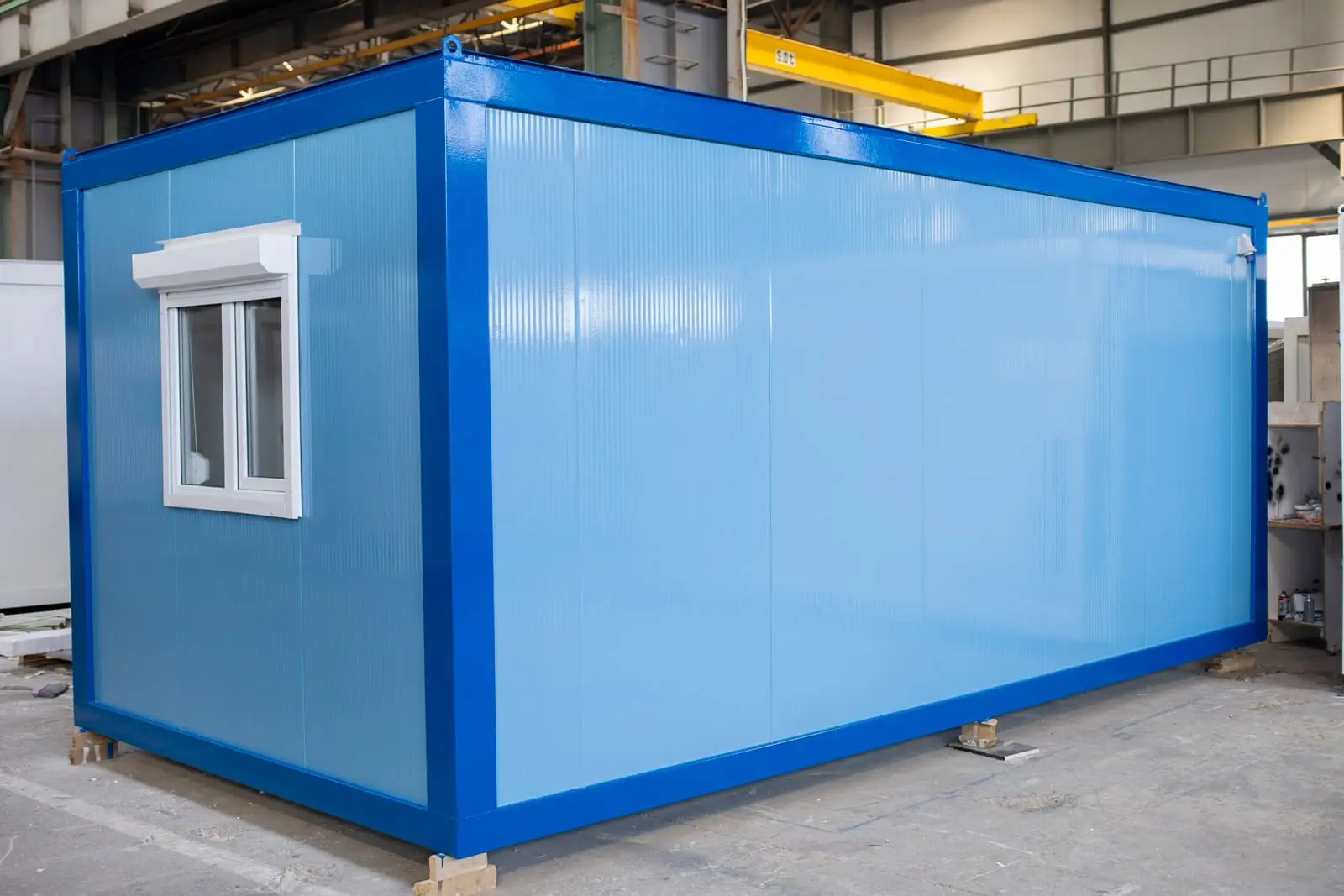 container birou albastru